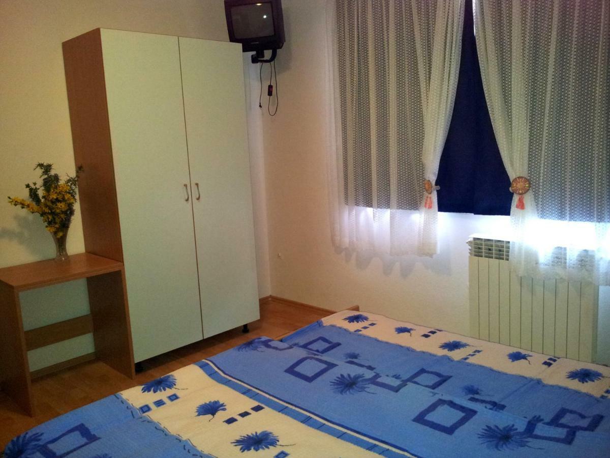 Apartments Ghedas 포레치 외부 사진